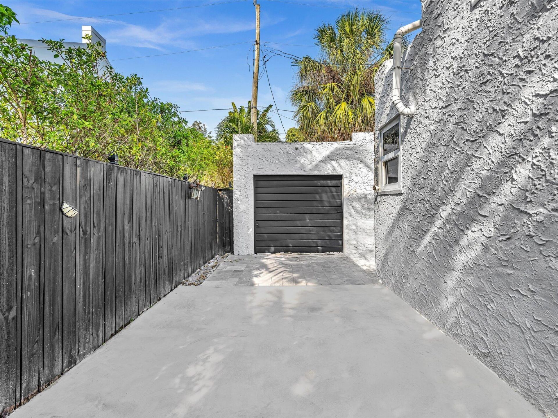 525 Westwood Road, West Palm Beach, FL 33401 Photo