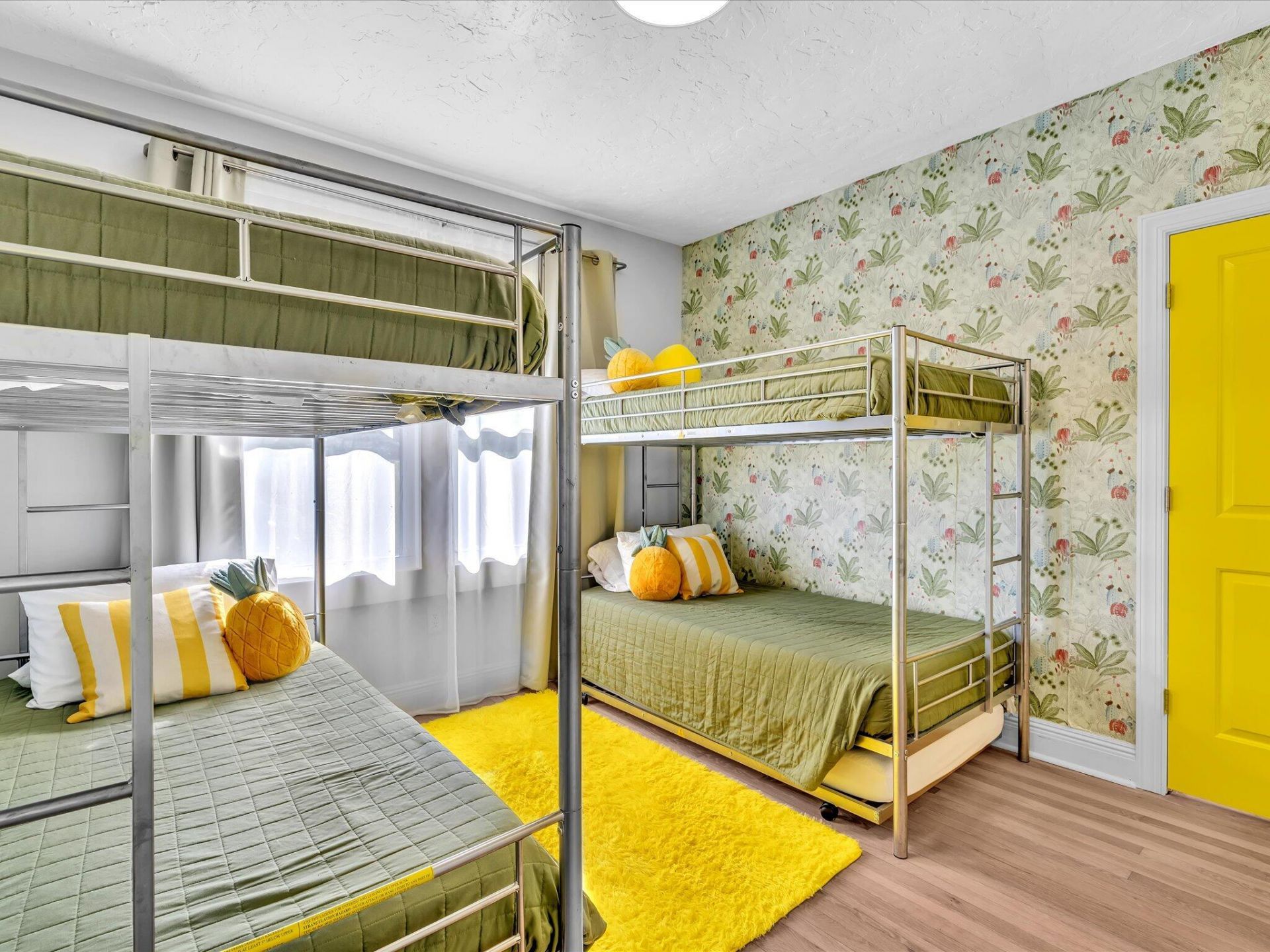 525 Westwood Road, West Palm Beach, FL 33401 Photo