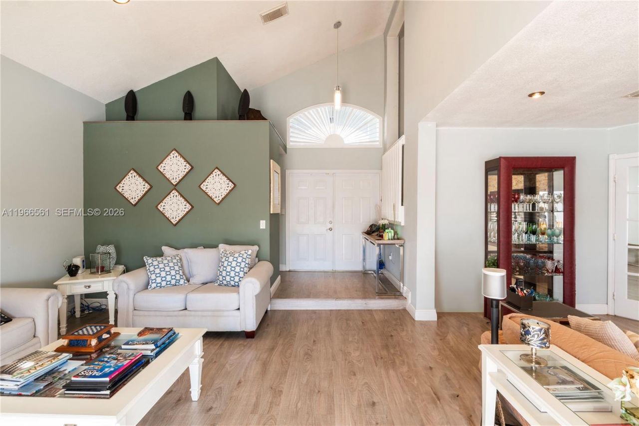 13348 SW 144th Ter, Miami, FL 33186 Photo