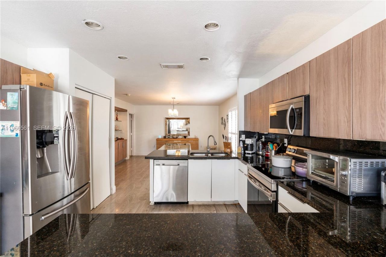 13348 SW 144th Ter, Miami, FL 33186 Photo