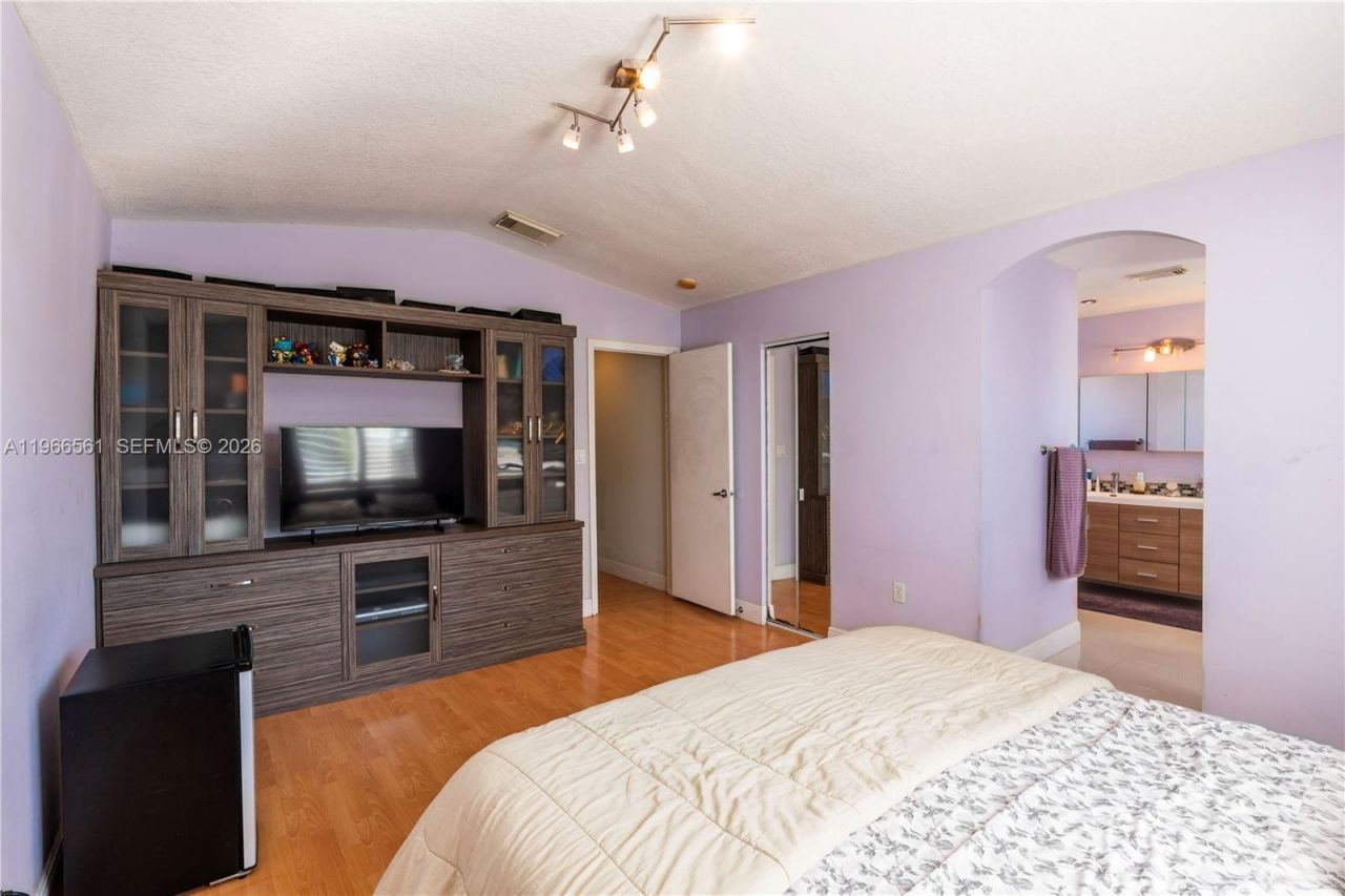 13348 SW 144th Ter, Miami, FL 33186 Photo