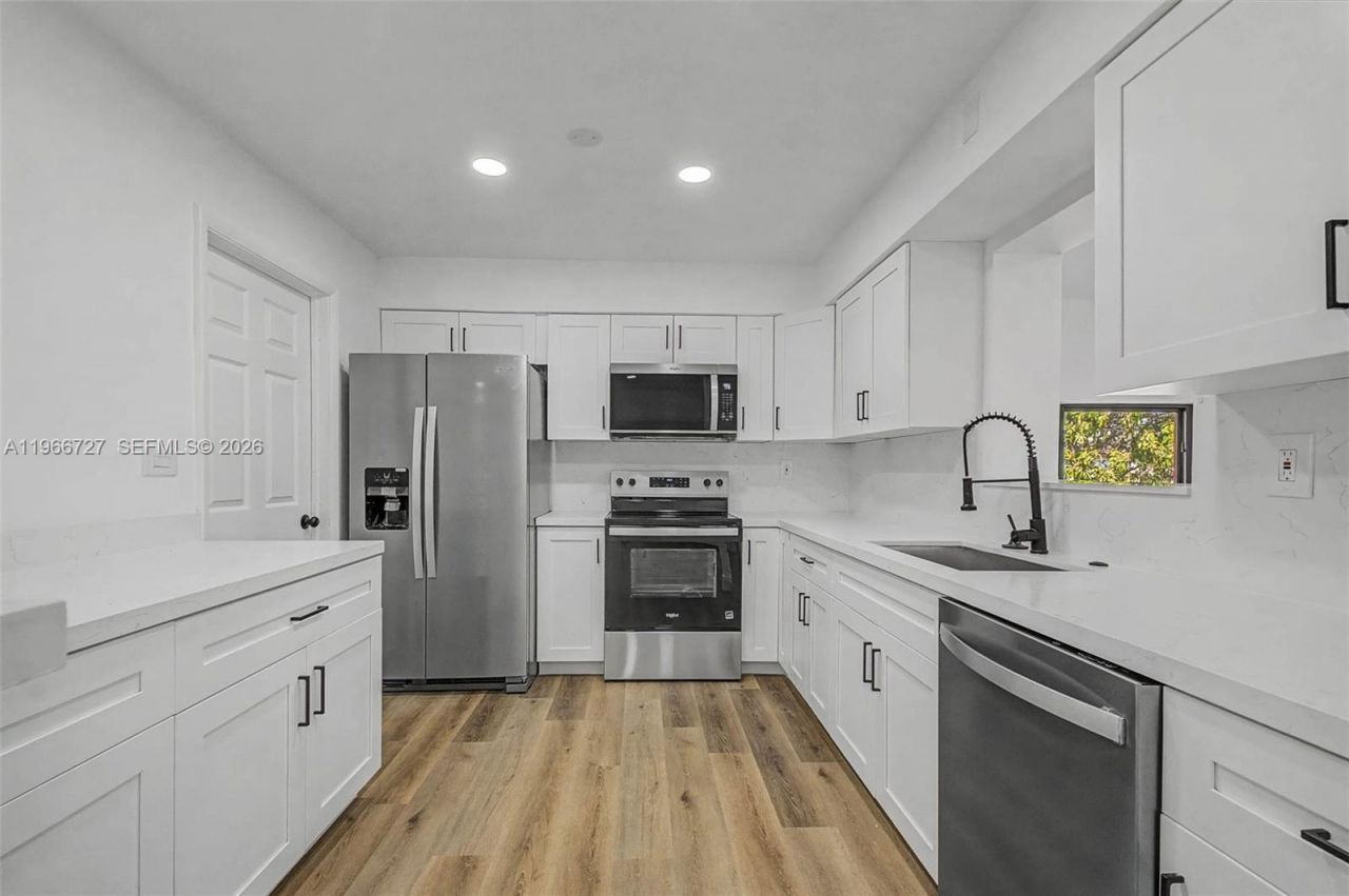 9305 NW 14th Ave, Miami, FL 33147 Photo