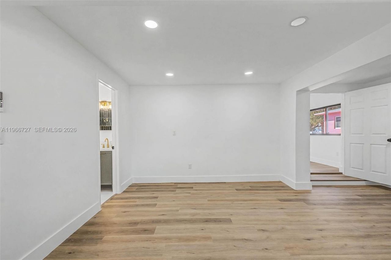 9305 NW 14th Ave, Miami, FL 33147 Photo