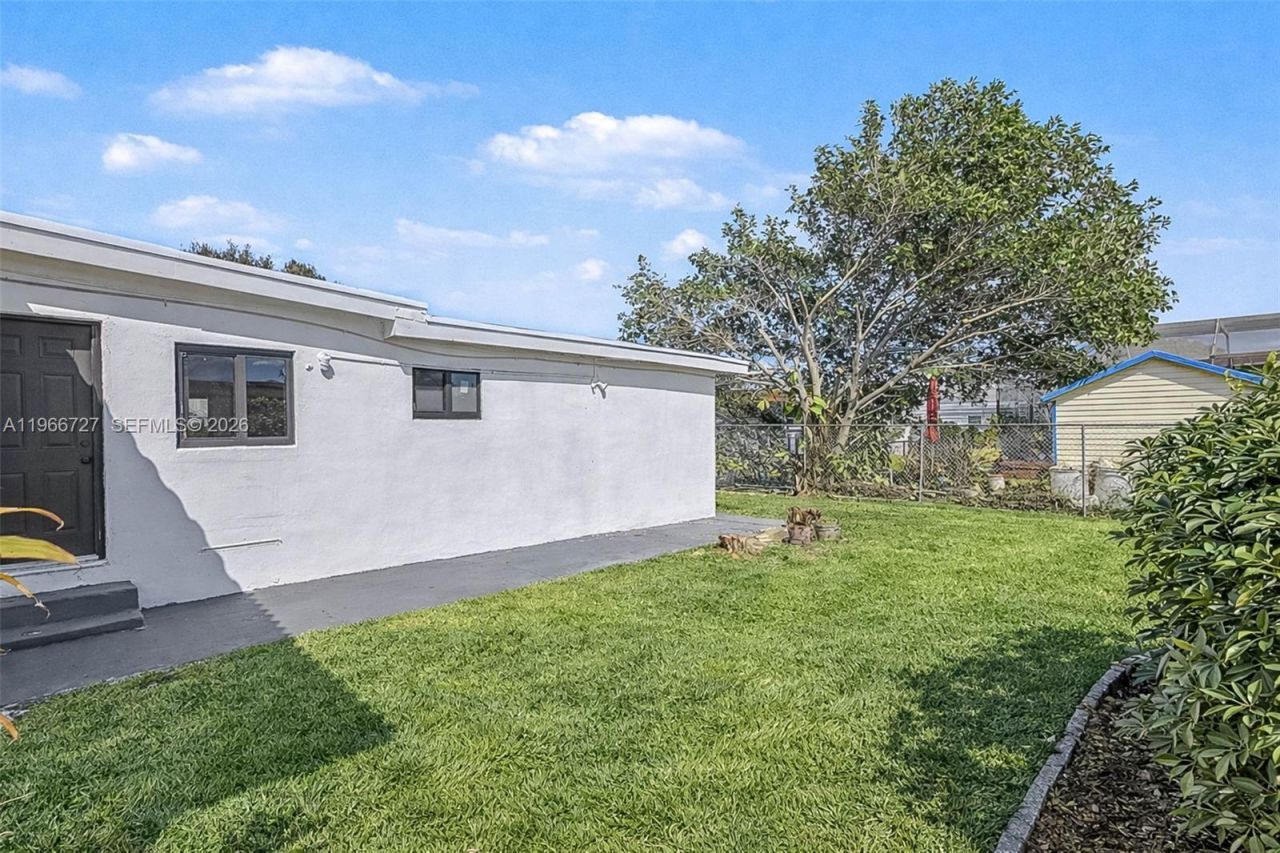 9305 NW 14th Ave, Miami, FL 33147 Photo