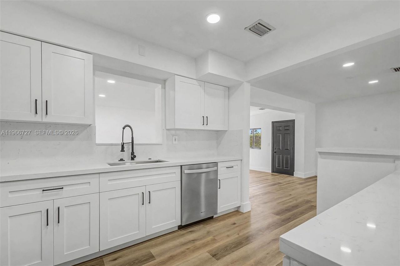 9305 NW 14th Ave, Miami, FL 33147 Photo