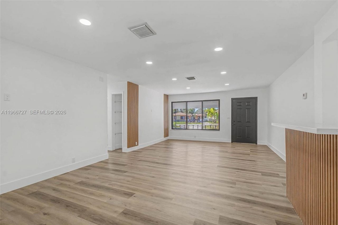 9305 NW 14th Ave, Miami, FL 33147 Photo