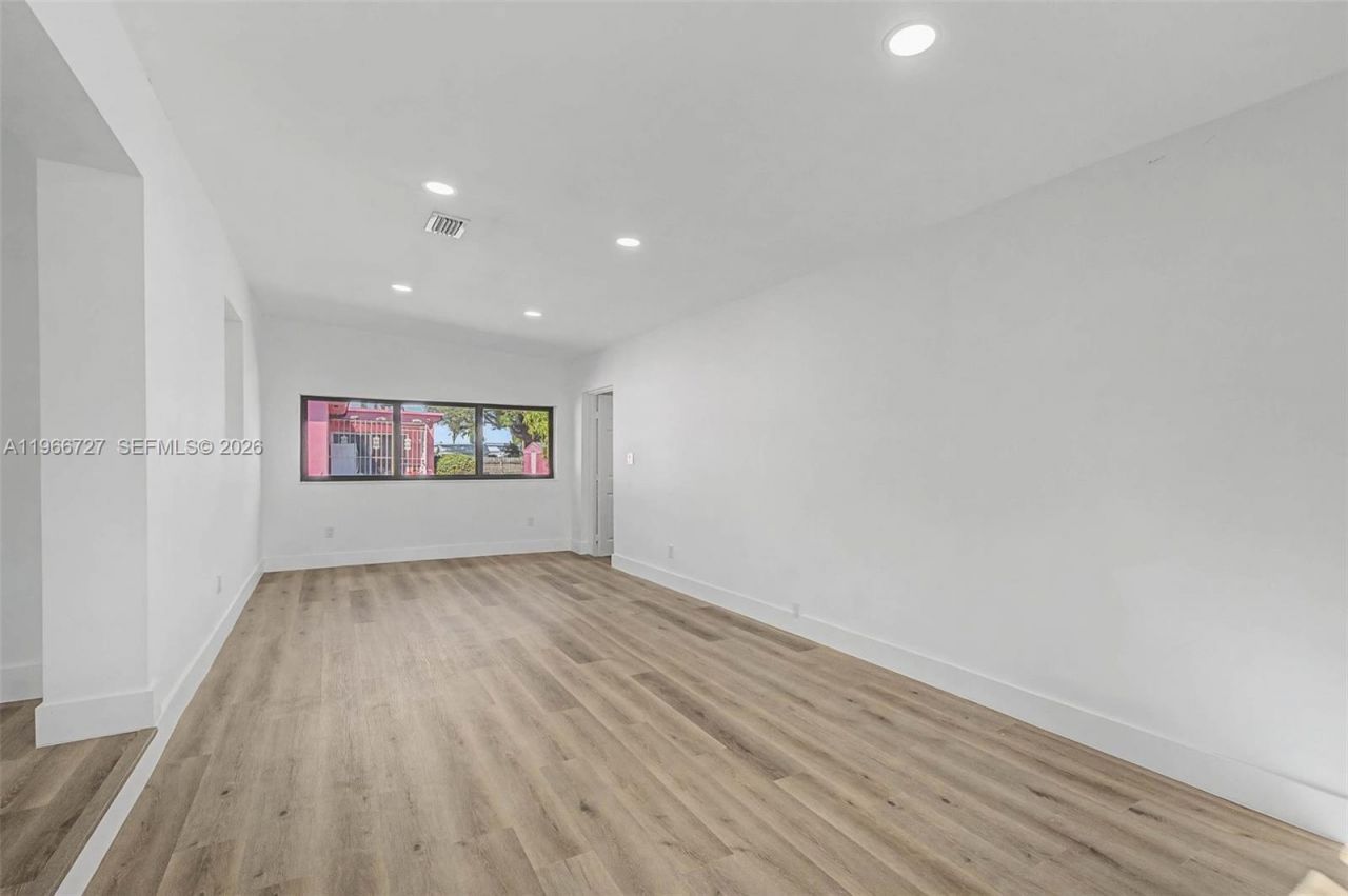 9305 NW 14th Ave, Miami, FL 33147 Photo