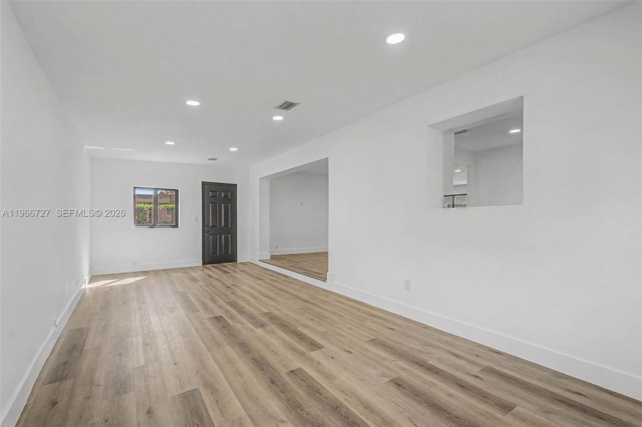 9305 NW 14th Ave, Miami, FL 33147 Photo