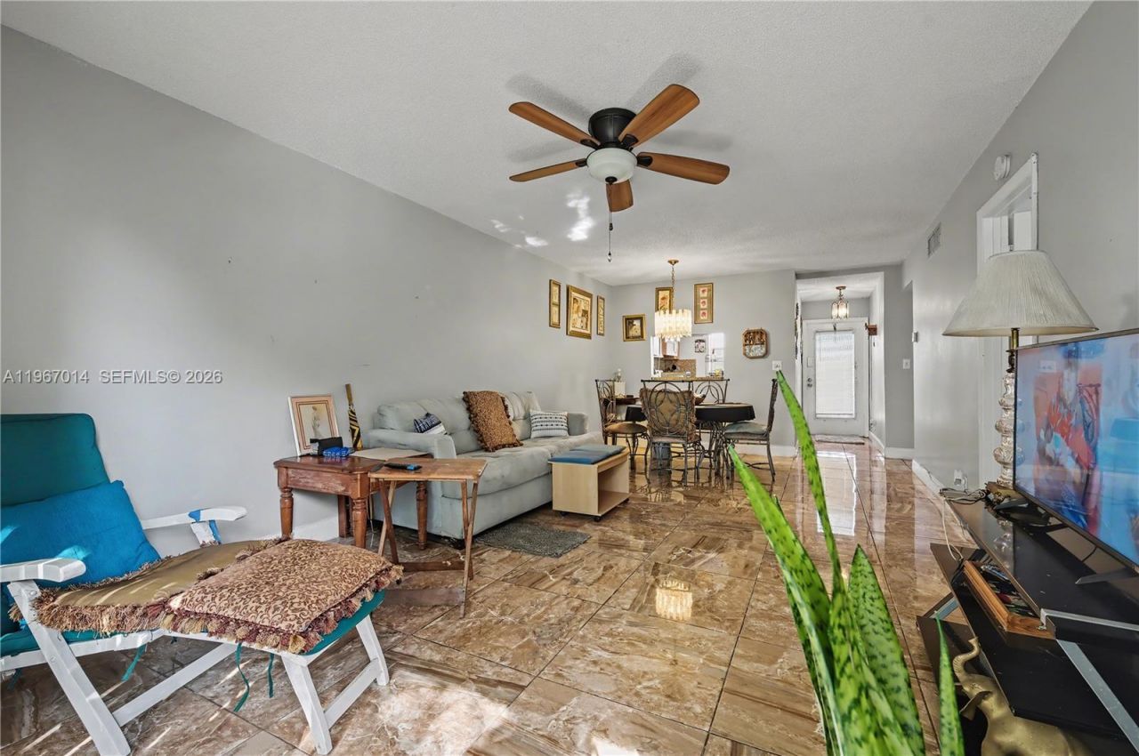 8380 Lagos De Campo Blvd, Unit 307, Tamarac, FL 33321 Photo