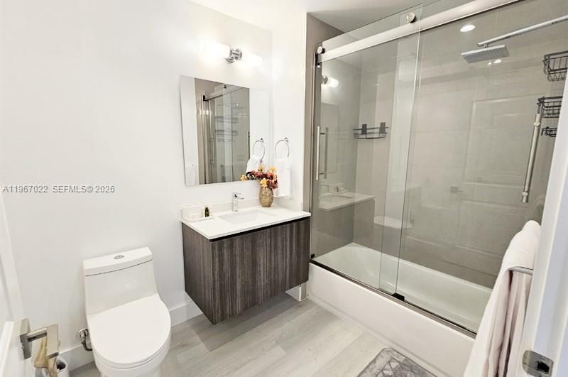 1938 Jackson St , Unit 202, Hollywood, FL 33020 Photo