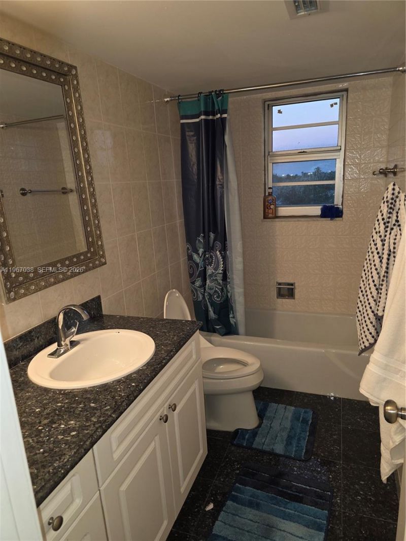 1811 Jefferson St, Unit 501, Hollywood, FL 33020 Photo