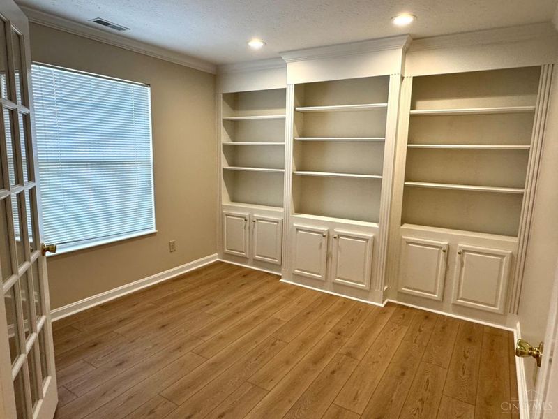 4941 N Arbor Woods Court, Unit 301, Cincinnati, OH 45248 Photo 13