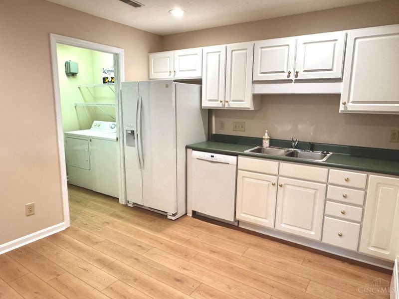 4941 N Arbor Woods Court, Unit 301, Cincinnati, OH 45248 Photo 18