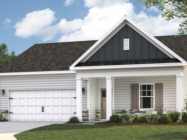 210 Artist Avenue, Johnson City, TN 37615