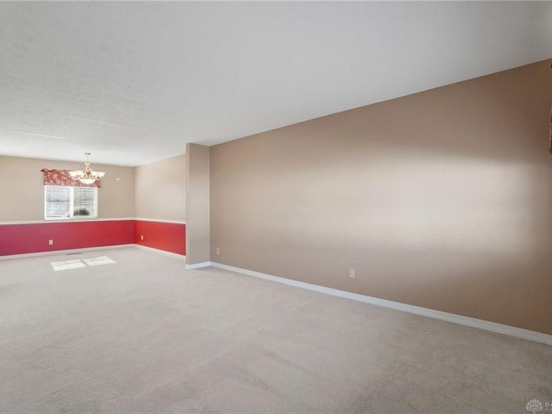 332 Kimbary Drive, Washington Township, OH 45458 Photo 12