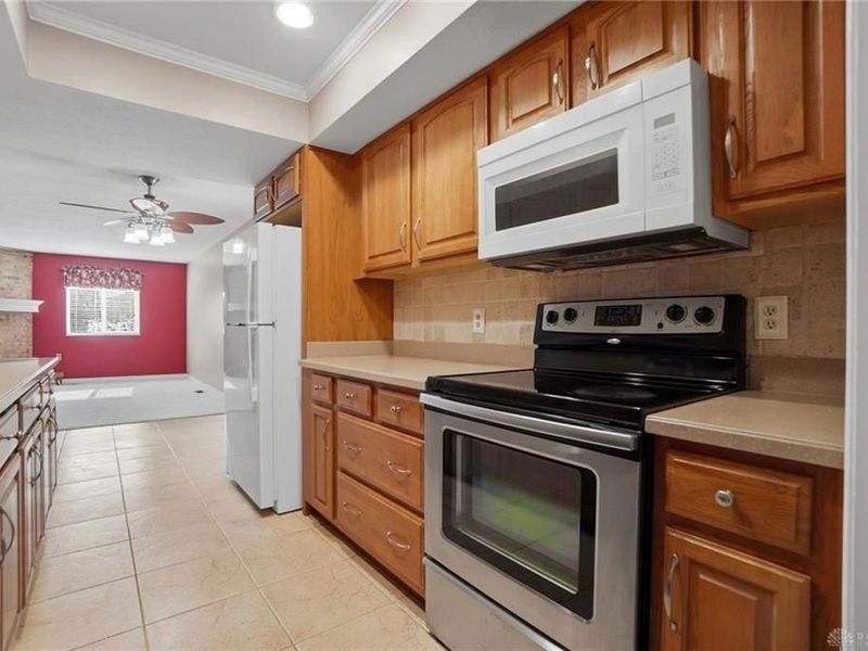 332 Kimbary Drive, Washington Township, OH 45458 Photo 20