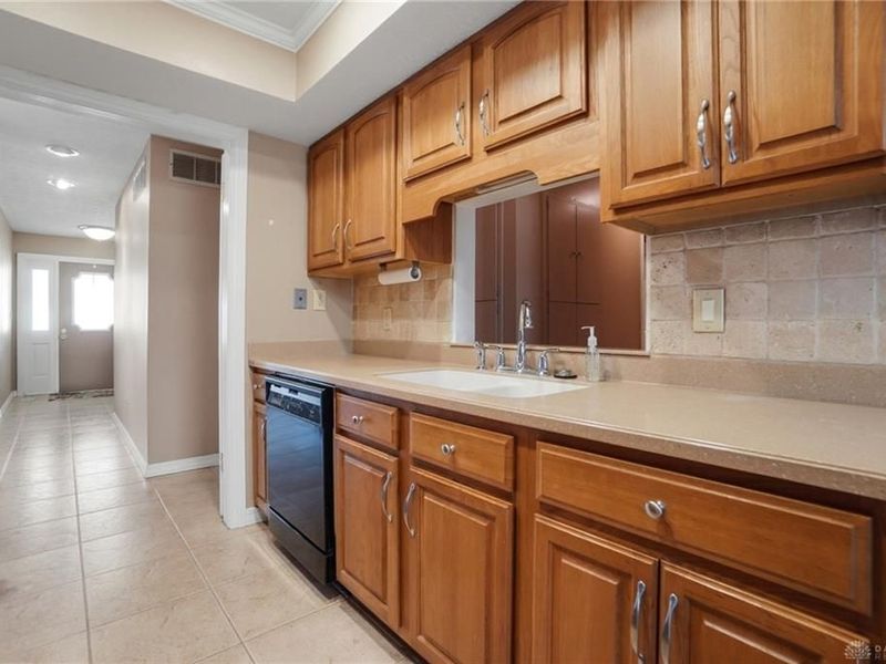 332 Kimbary Drive, Washington Township, OH 45458 Photo 22