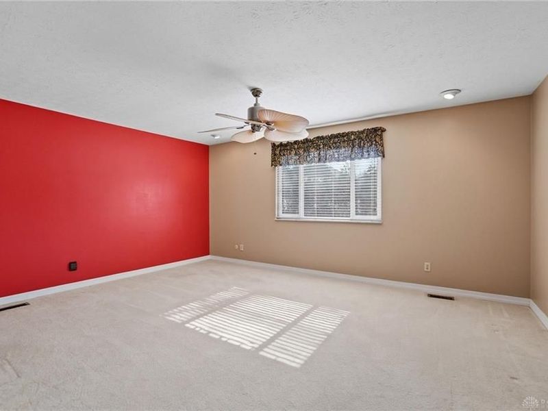 332 Kimbary Drive, Washington Township, OH 45458 Photo 32