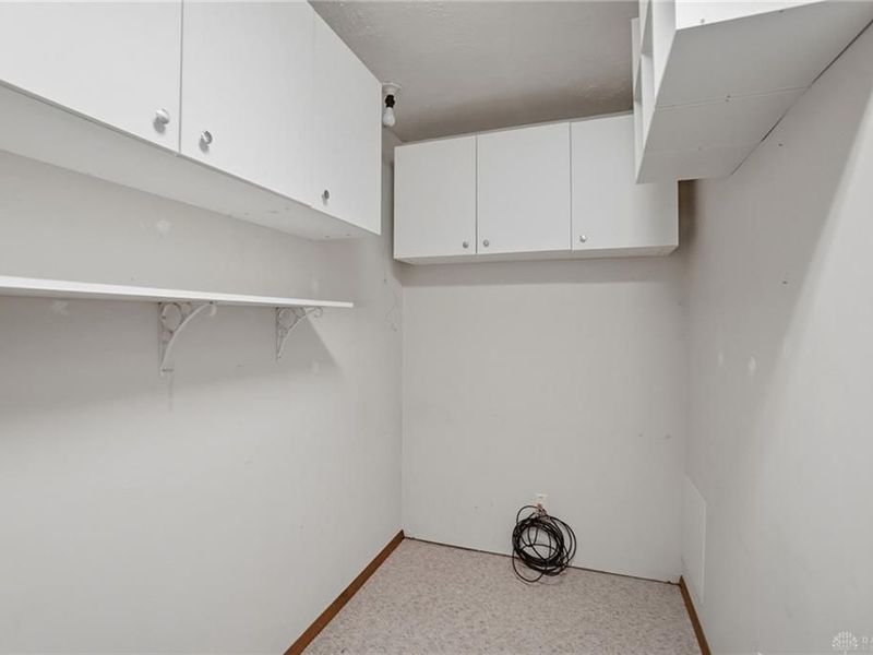 332 Kimbary Drive, Washington Township, OH 45458 Photo 47