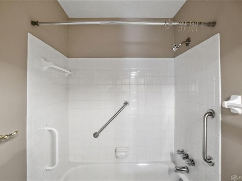 332 Kimbary Drive, Washington Township, OH 45458 Photo 50