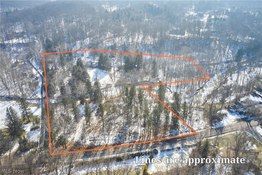 3166 Yellow Creek Road, Akron, OH 44333 Main Photo