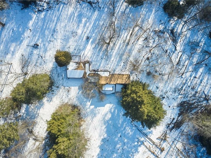 3166 Yellow Creek Road, Akron, OH 44333 Photo 4