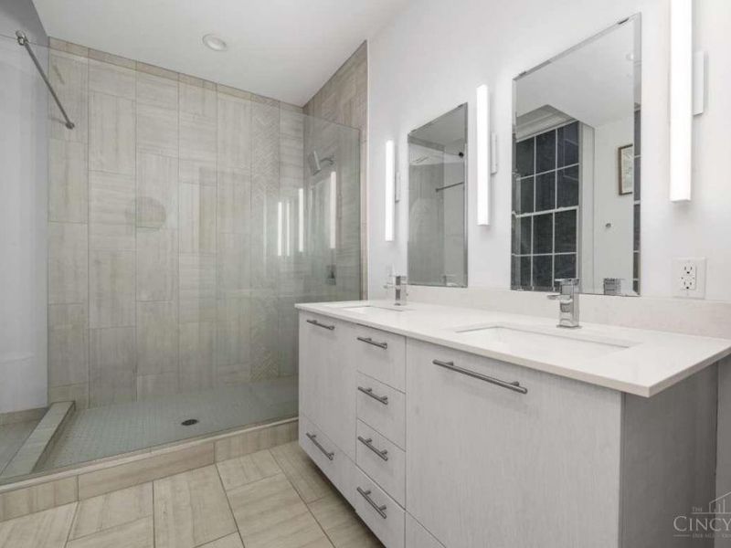 813 Broadway Street, Unit 204, Cincinnati, OH 45202 Photo 17