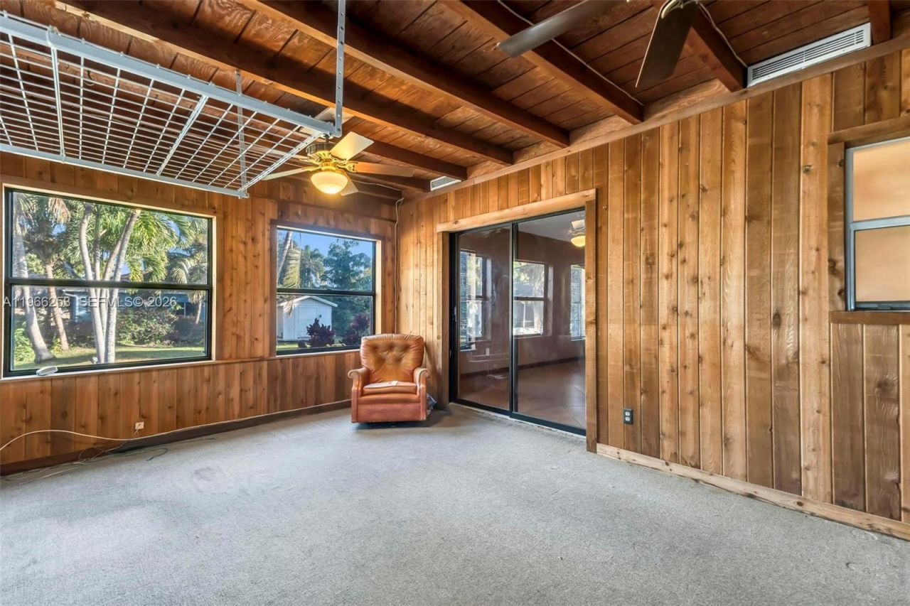 6581 Riparian Rd, Lake Worth, FL 33462 Photo