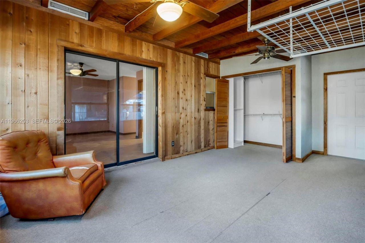 6581 Riparian Rd, Lake Worth, FL 33462 Photo