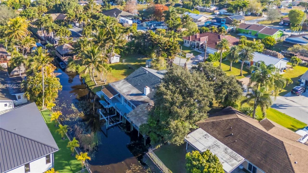 6581 Riparian Rd, Lake Worth, FL 33462 Photo