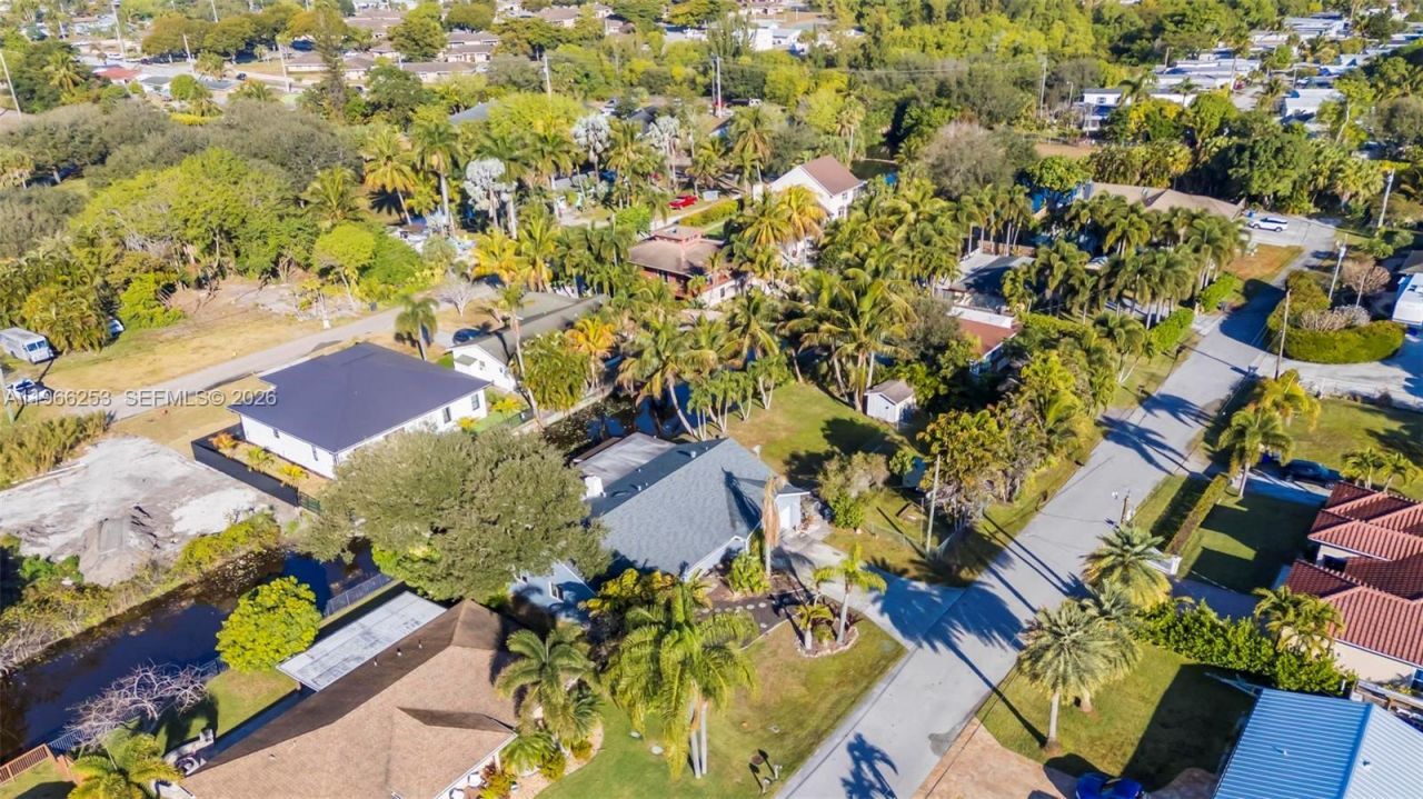 6581 Riparian Rd, Lake Worth, FL 33462 Photo