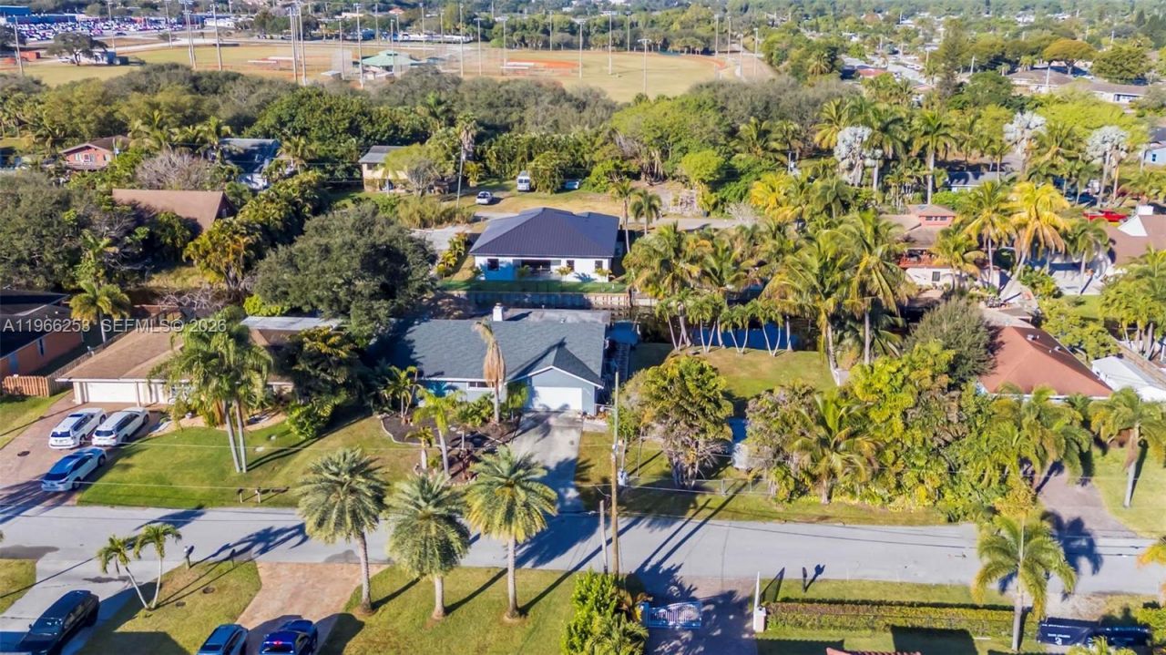 6581 Riparian Rd, Lake Worth, FL 33462 Photo