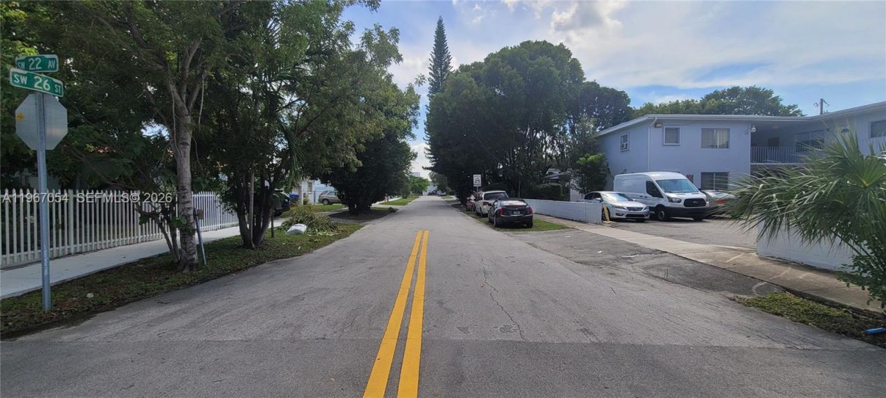 2601 SW 22nd Ave, Unit 6, Miami, FL 33133 Photo