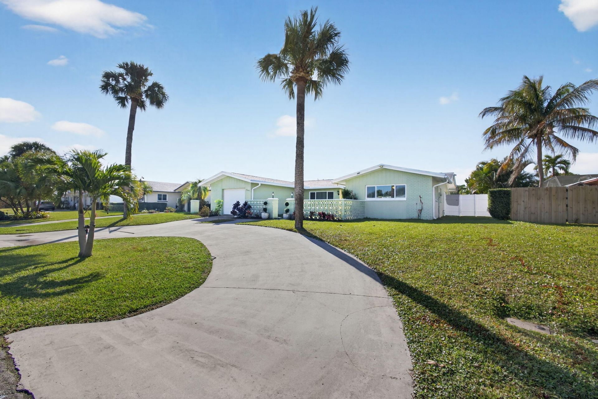 3646 Cypress Street, Palm Beach Gardens, FL 33410 Photo