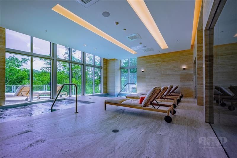 16385 Biscayne Boulevard, Unit 405, Aventura, FL 33160 Photo