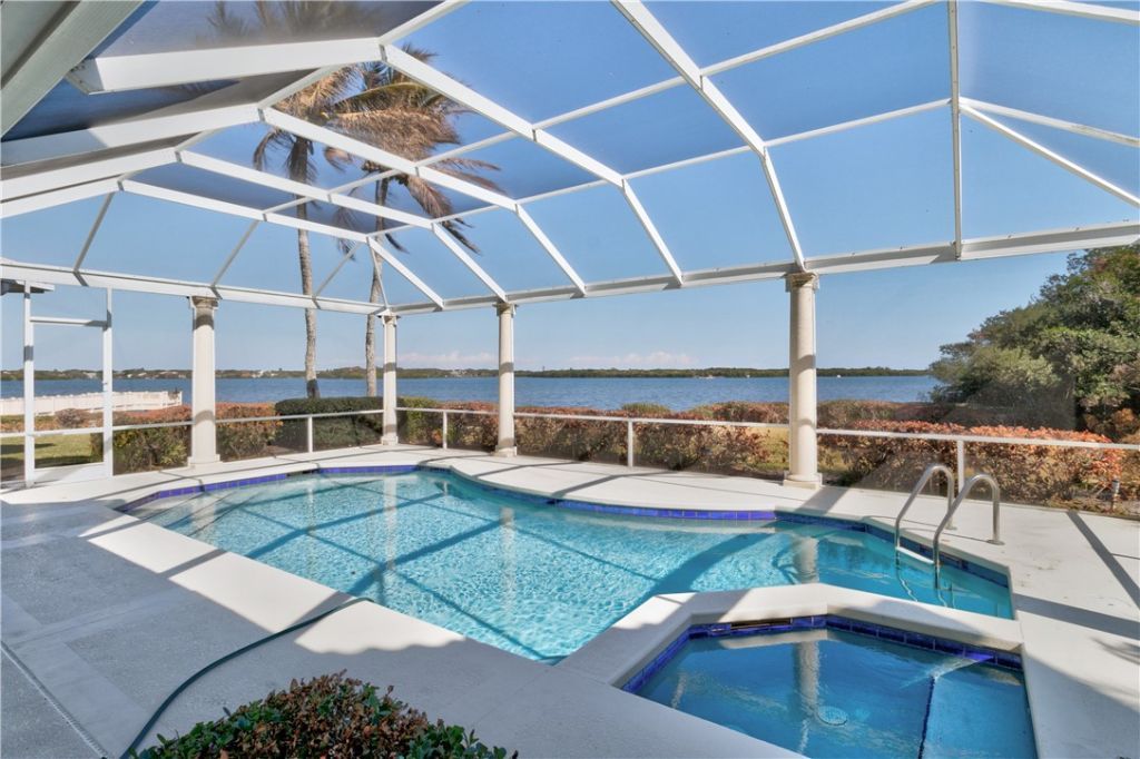 5142 Saint Andrews Island Court, Vero Beach, FL 32967 Photo