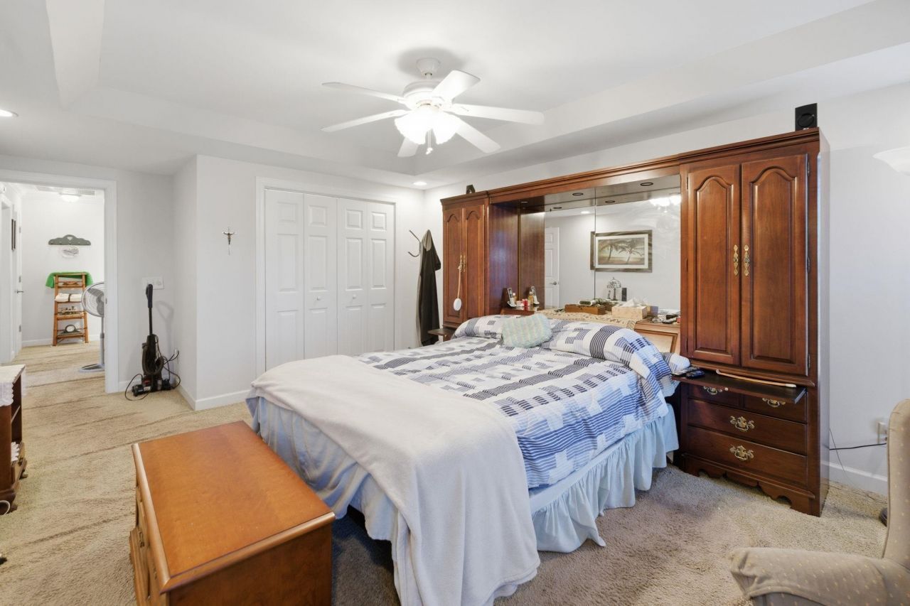 100 Murphy Way Photo 12