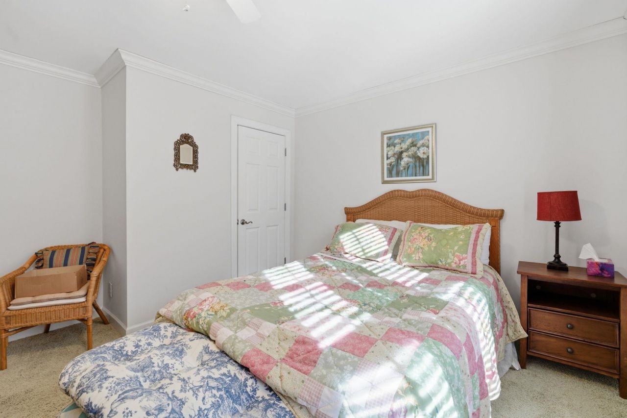 100 Murphy Way Photo 17