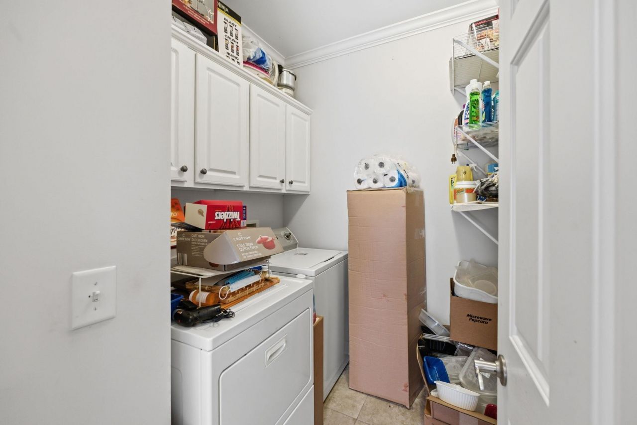 100 Murphy Way Photo 26