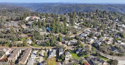 111-113 Electric St, Auburn, CA 95603 Photo