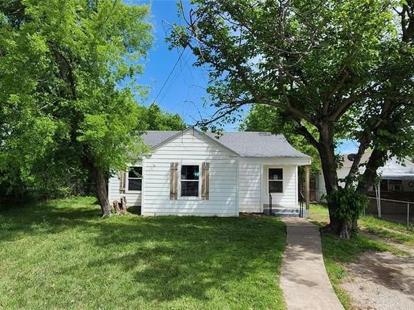 903 SW 5th Avenue SW, Mineral Wells, TX 76067