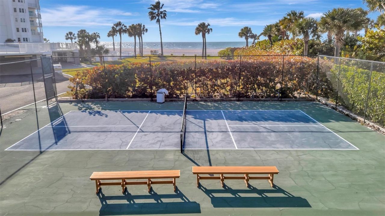 1582 Gulf Boulevard, Unit 1507, Clearwater Beach, FL 33767 Photo