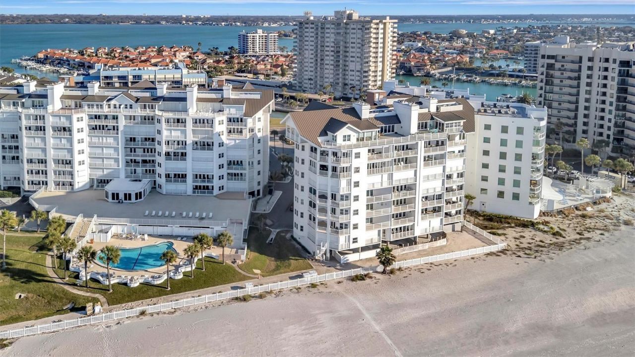1582 Gulf Boulevard, Unit 1507, Clearwater Beach, FL 33767 Photo