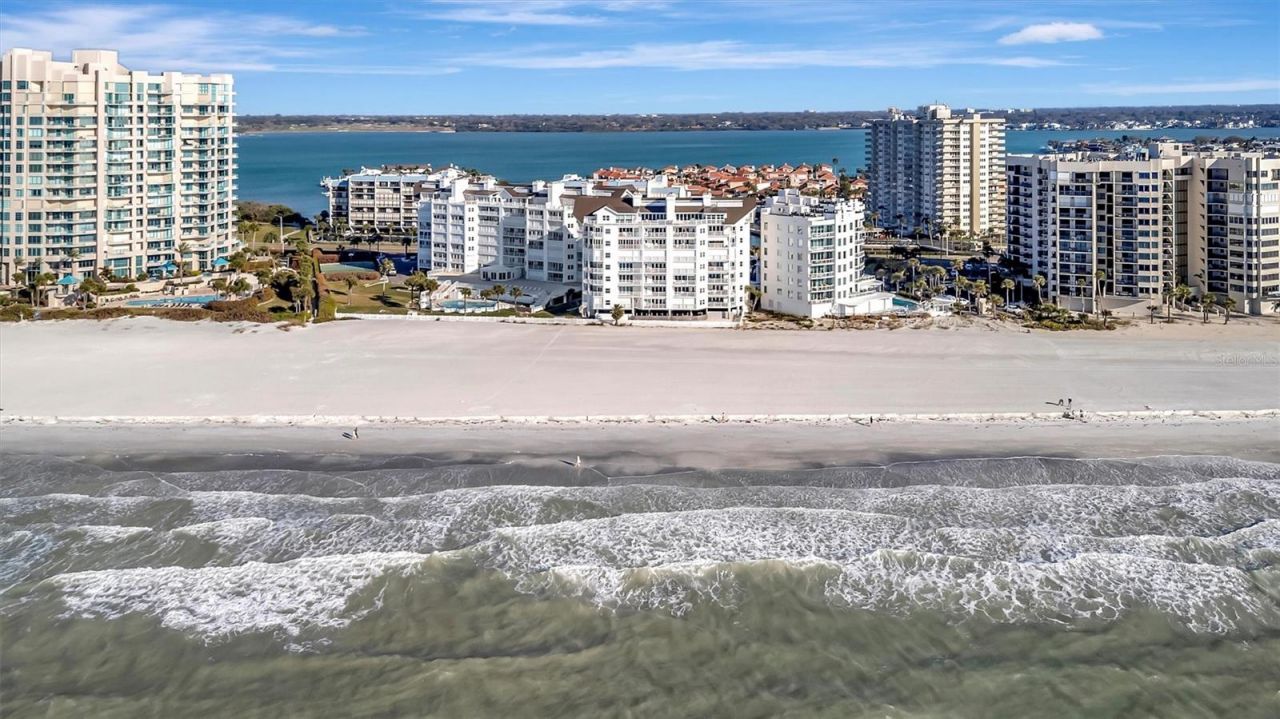 1582 Gulf Boulevard, Unit 1507, Clearwater Beach, FL 33767 Photo