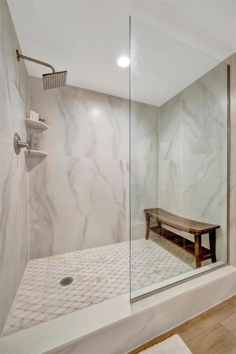 1582 Gulf Boulevard, Unit 1507, Clearwater Beach, FL 33767 Photo