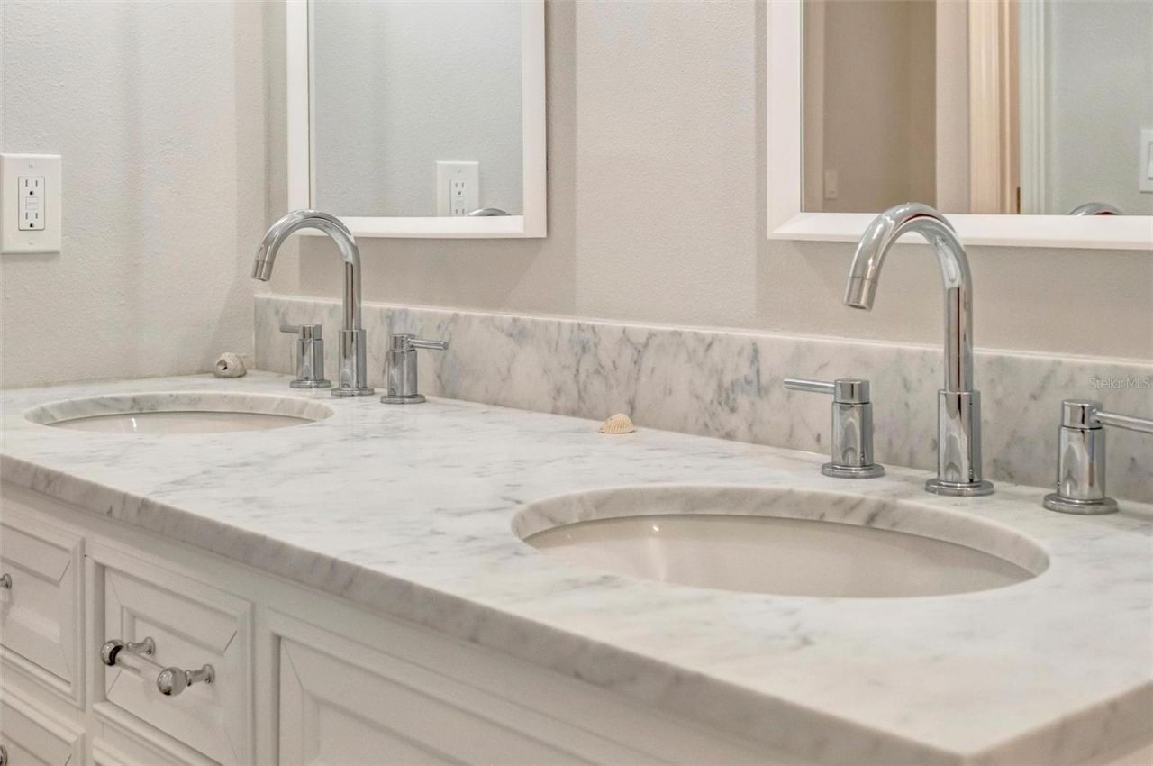 1582 Gulf Boulevard, Unit 1507, Clearwater Beach, FL 33767 Photo