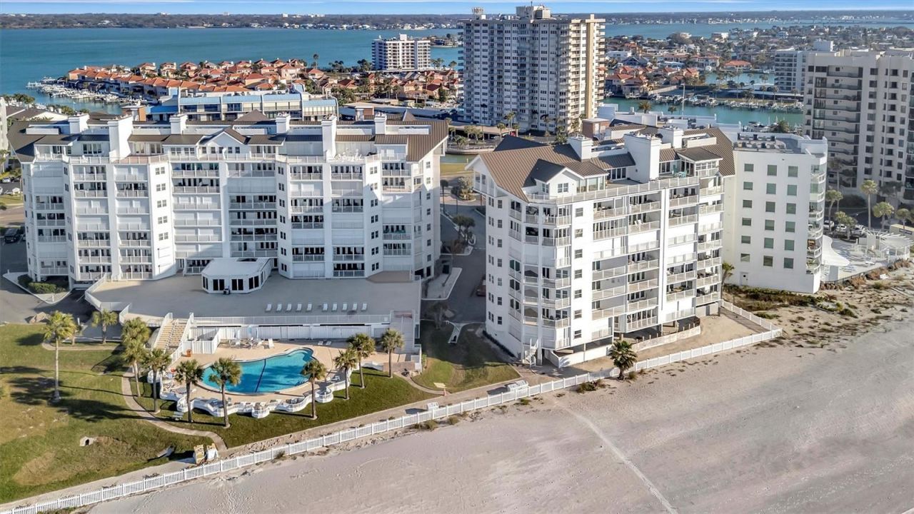 1582 Gulf Boulevard, Unit 1507, Clearwater Beach, FL 33767 Photo