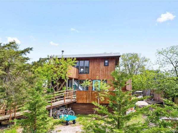 26 Duneway Avenue, Seaview, NY 11770