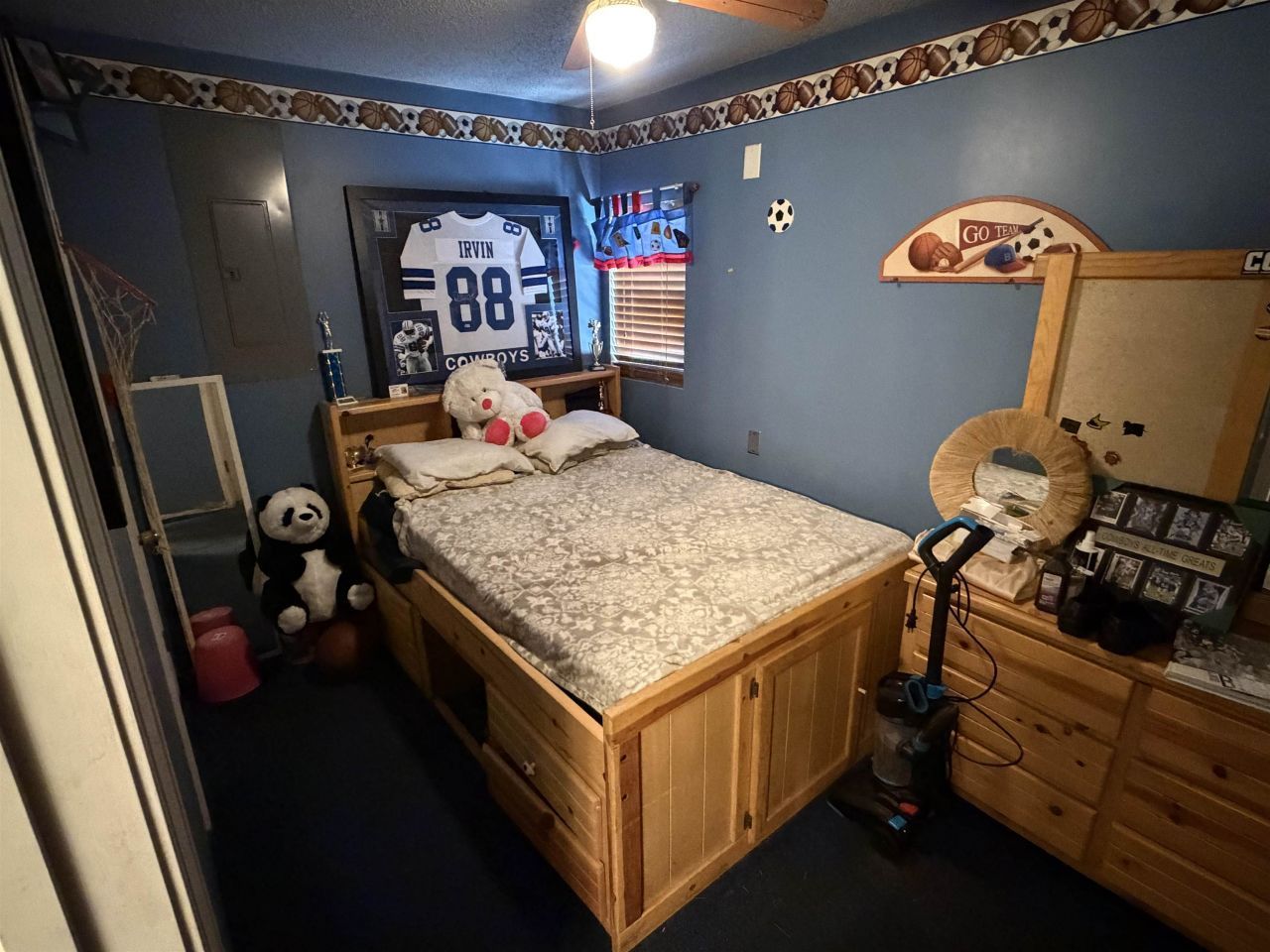 604 Henry St. Photo 14