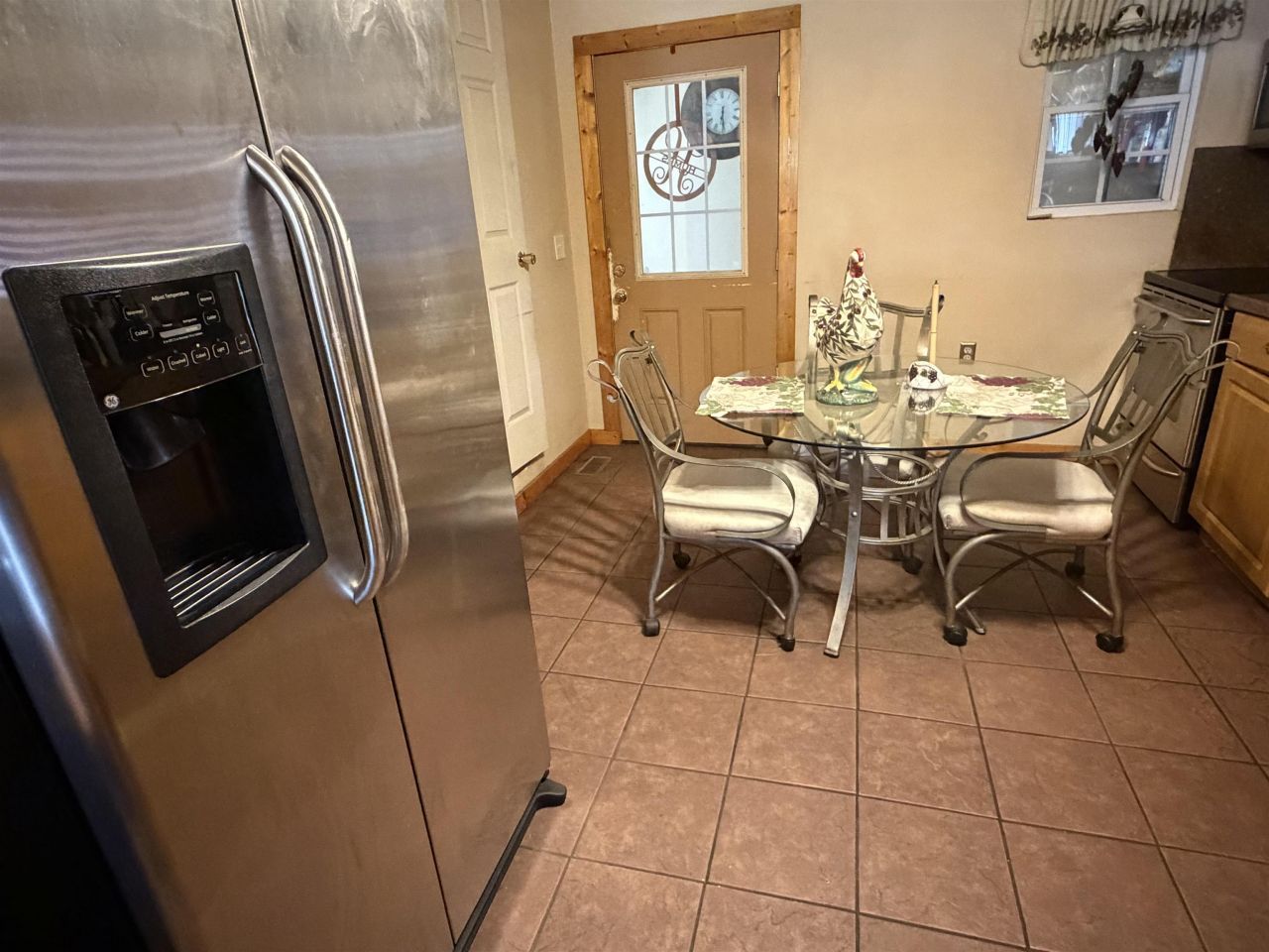 604 Henry St. Photo 17